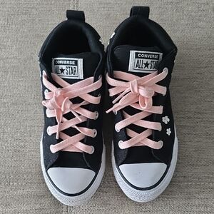Converse Kids Black and Pink Sneakers With Daisys Sz 2